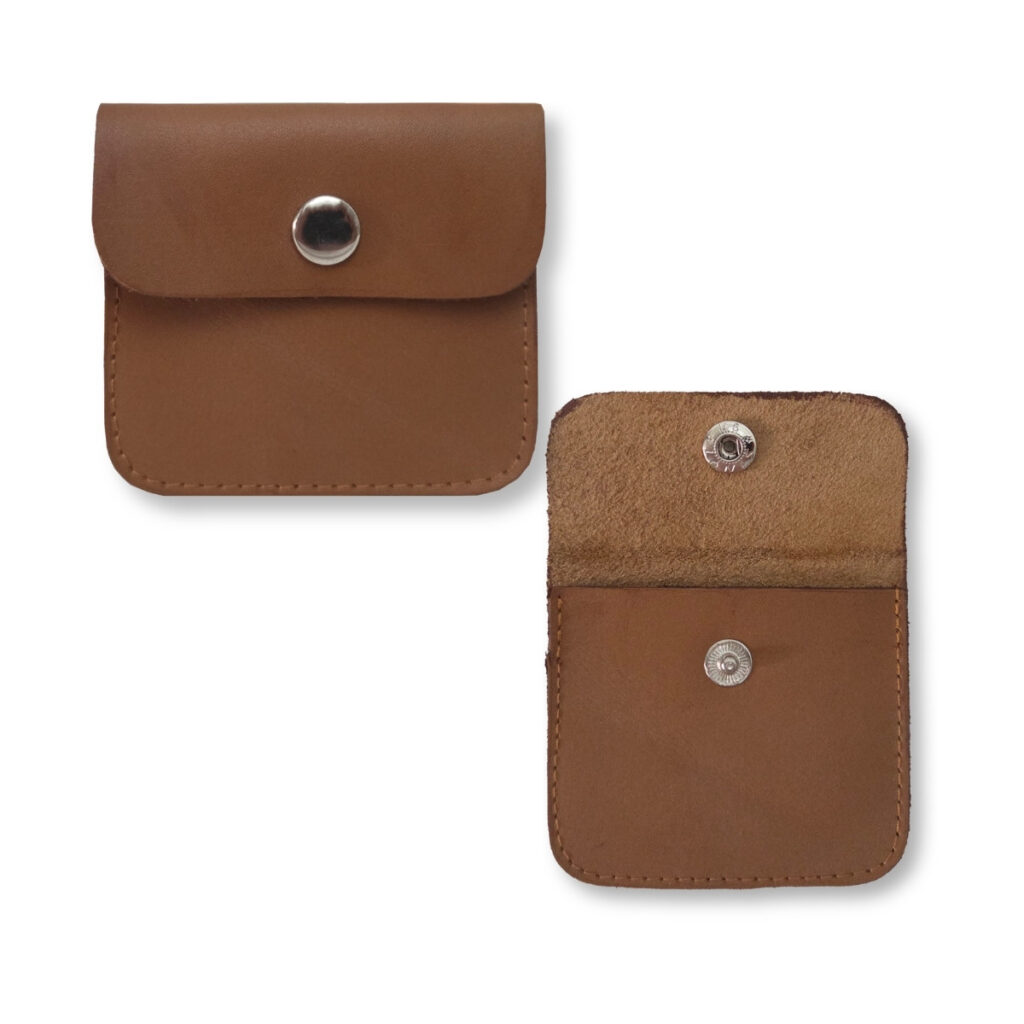 MONEDERO DE CUERO MR02