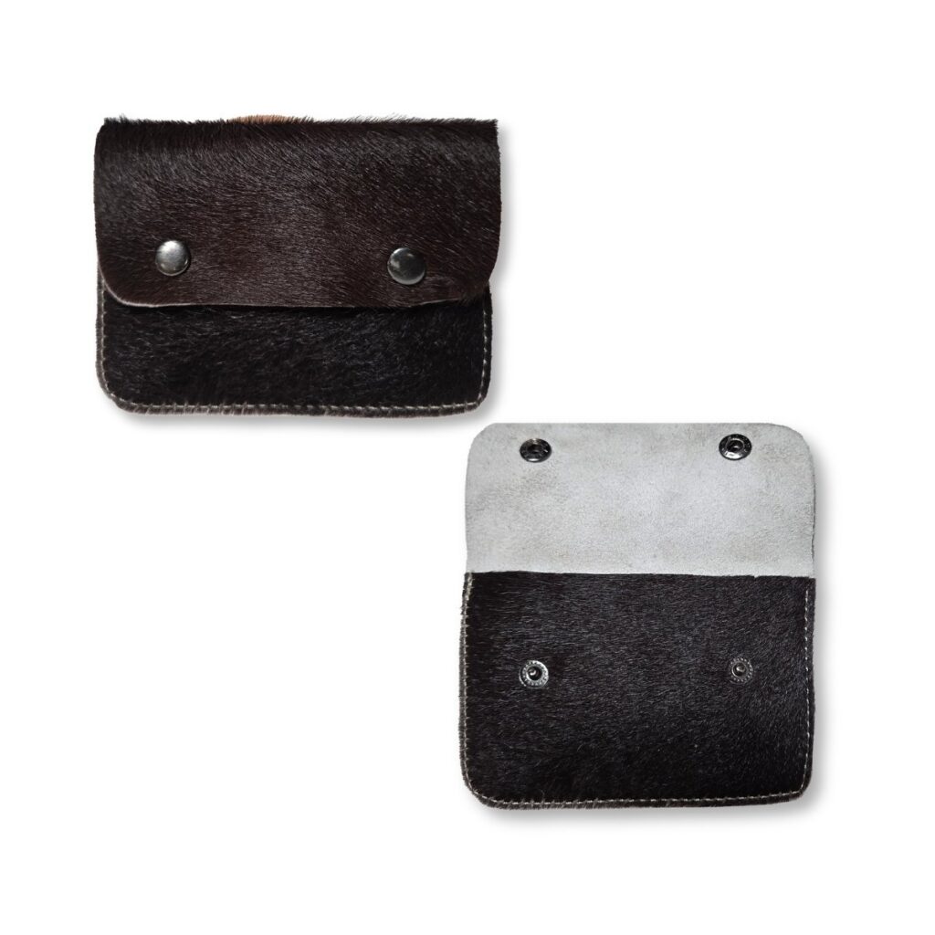 MONEDERO DE CUERO MR21